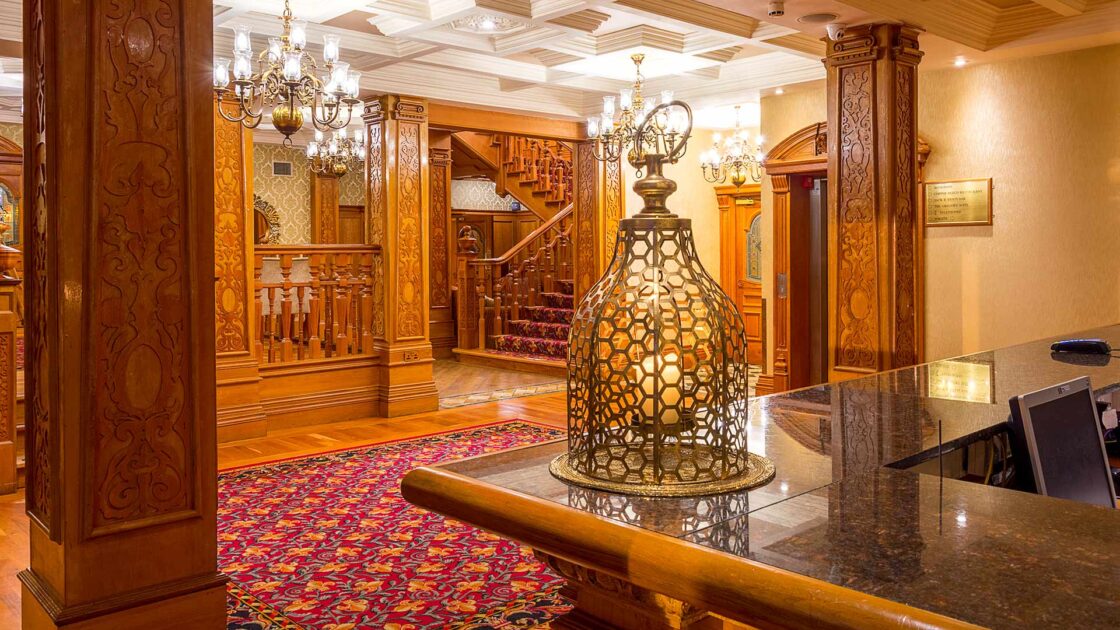 Hotel Reception at the Lady Gregory Hotel