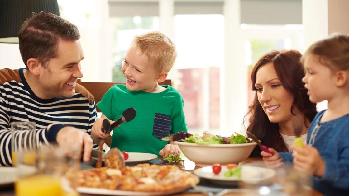 Lady Gregory Hotel Family Dining