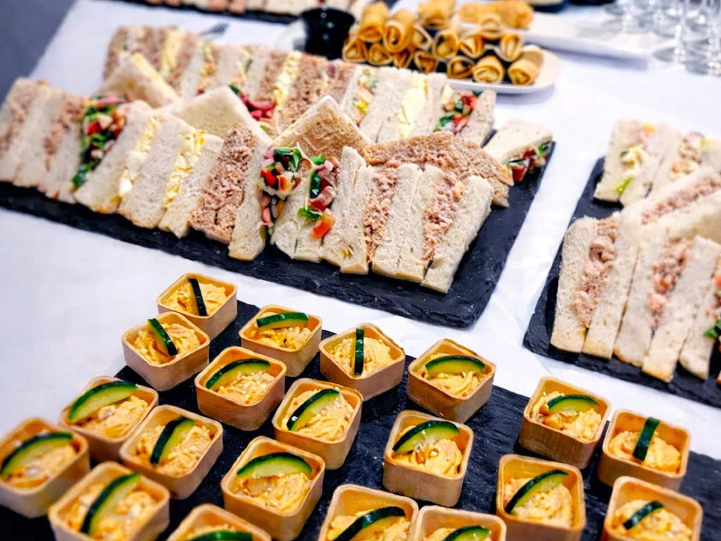 finger food reception